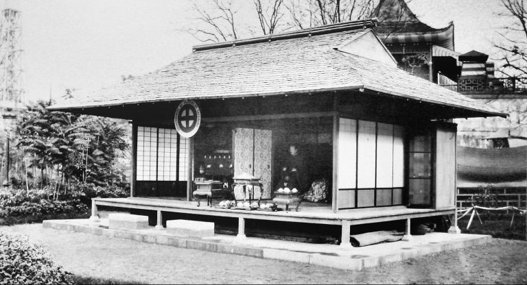 薩摩琉球国勲章 1867年 薩摩太守政府 薩摩藩 島津 銀製 七宝の脱落あり 幻の薩摩勲章発見」 南日本新聞記事 | ジージの南からの便り